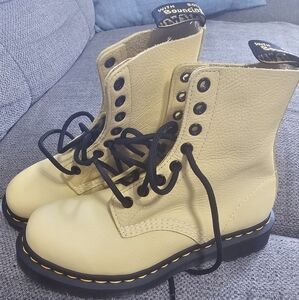 Dr Martens